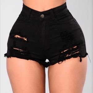 Black Hi-Waist Shorts Fashion Nova (Size 9)